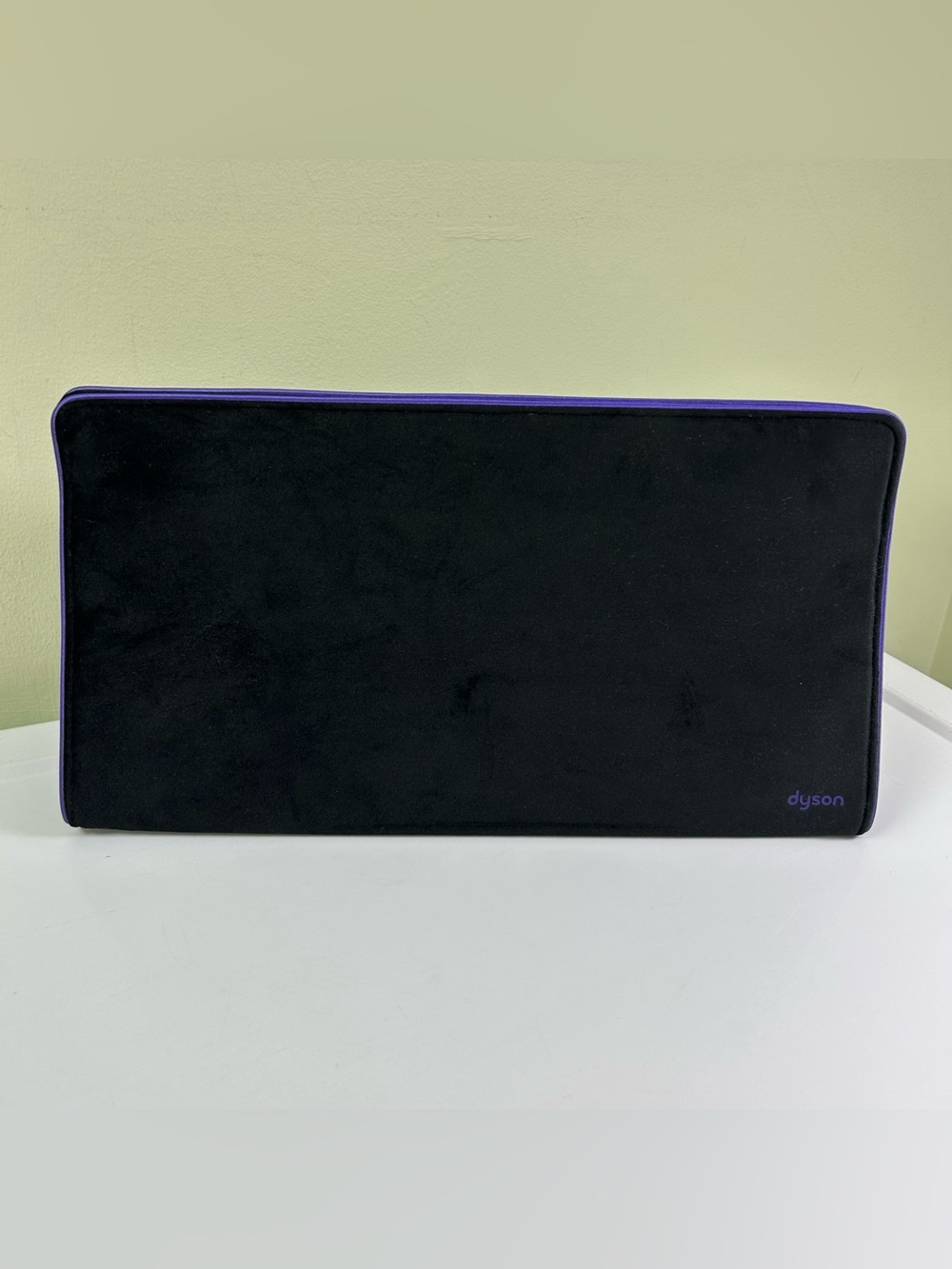 Dyson Supersonic Black Purple Lightweight Travel Bag Magnetic Closure